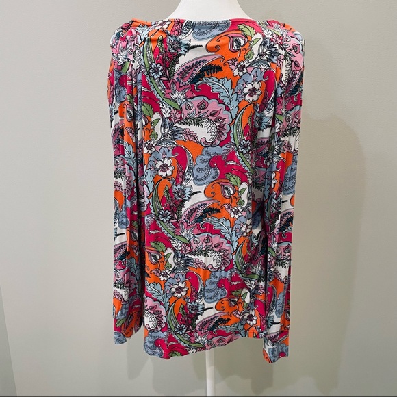 Vera Bradley Colorful Top - Picture 2 of 4